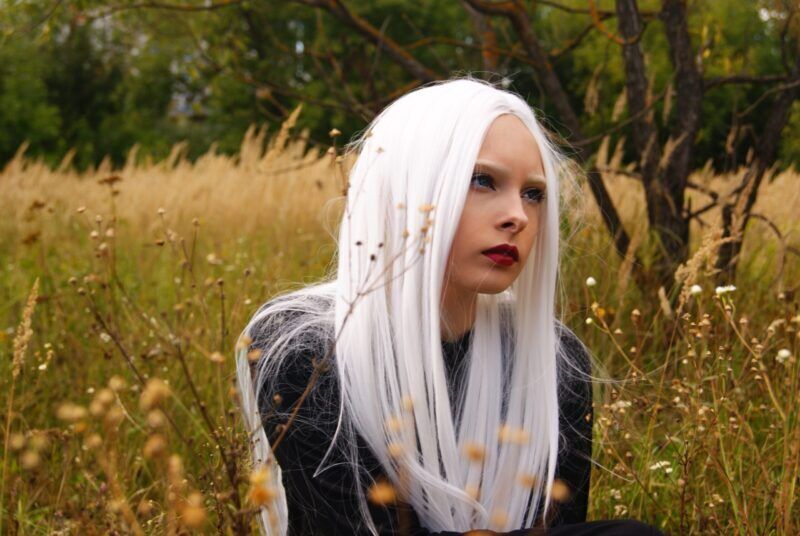 Quali geni determinano il colore dei capelli negli esseri umani