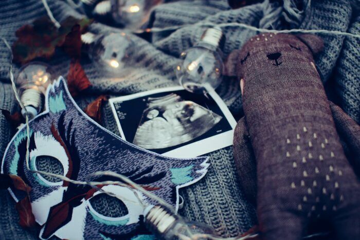 Utero artificiale e intelligenza artificiale come baby sitter: la gravidanza può cambiare radicalmente