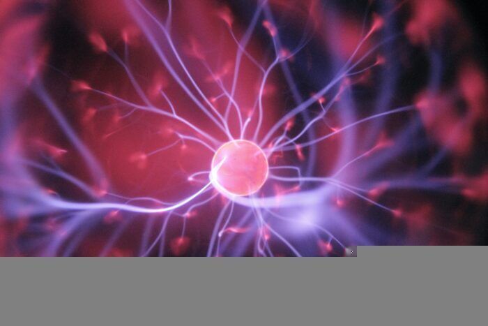 Le cellule umane producono strani tentacoli per muoversi e attaccare altre cellule