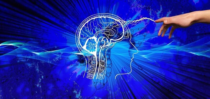 Covid-19 e Parkinson causano la stessa infiammazione nel cervello. Perché succede?