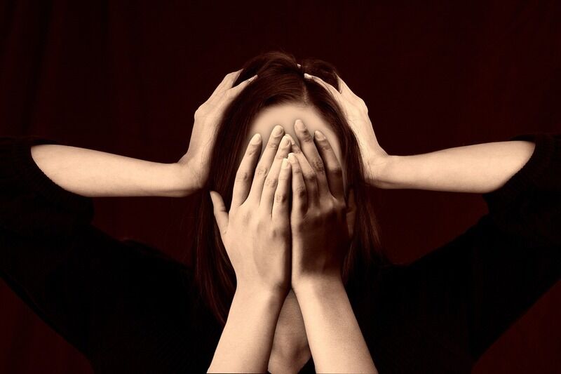 Come si forma l’autopercezione negativa nelle persone