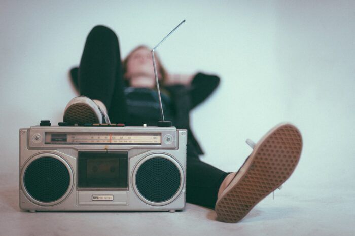 Perché la musica lenisce il dolore: studio trova risposta nella connessione neurale
