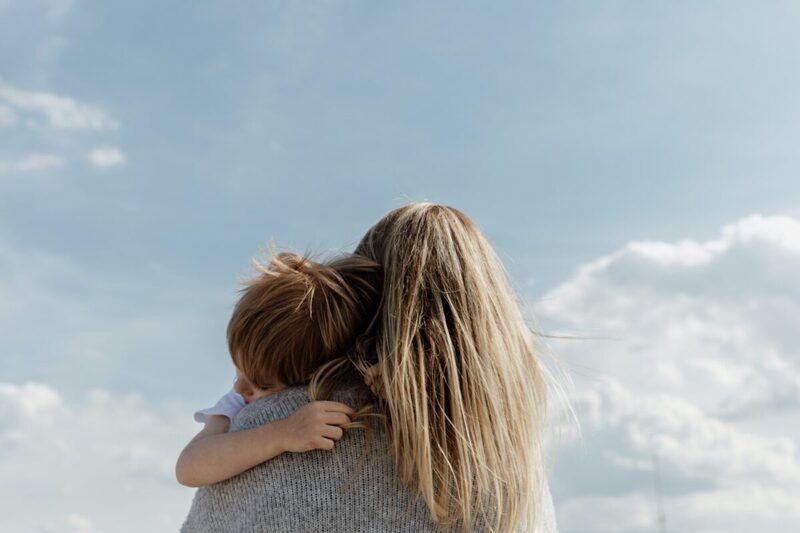 Festa della Mamma 2023: dall’Antica Grecia agli Stati Uniti, la sua nascita e evoluzione