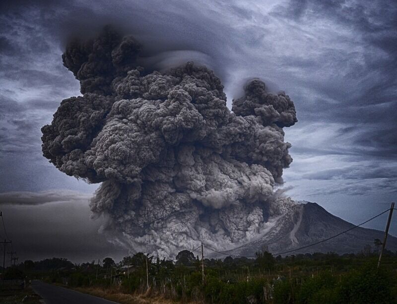 Vulcano Tonga: una “super bolla” nella ionosfera interrompe la navigazione satellitare