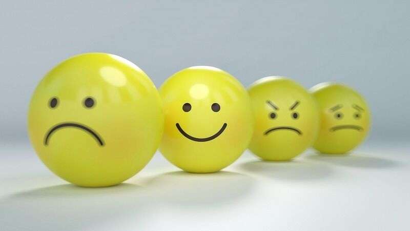 Perchè trascorriamo tanto tempo online: potrebbe avere a che fare con le emozioni