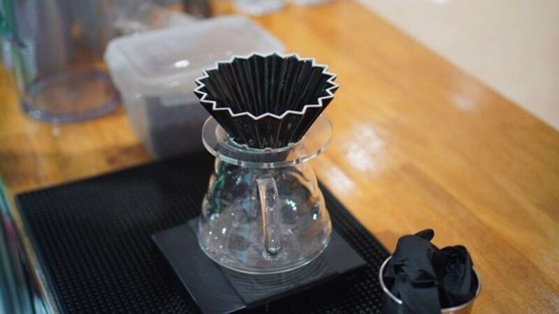 Drip Bars negli USA: benefici e preoccupazioni mediche