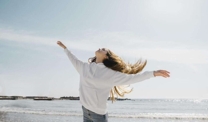 Salute mentale: cos’è la sindrome di apparire sempre felici ed efficienti?