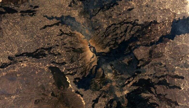 Anomalie termiche scoperte alla ‘Porta dell’Inferno’ in Etiopia: eruzioni e attività vulcanica nell’Erta Ale