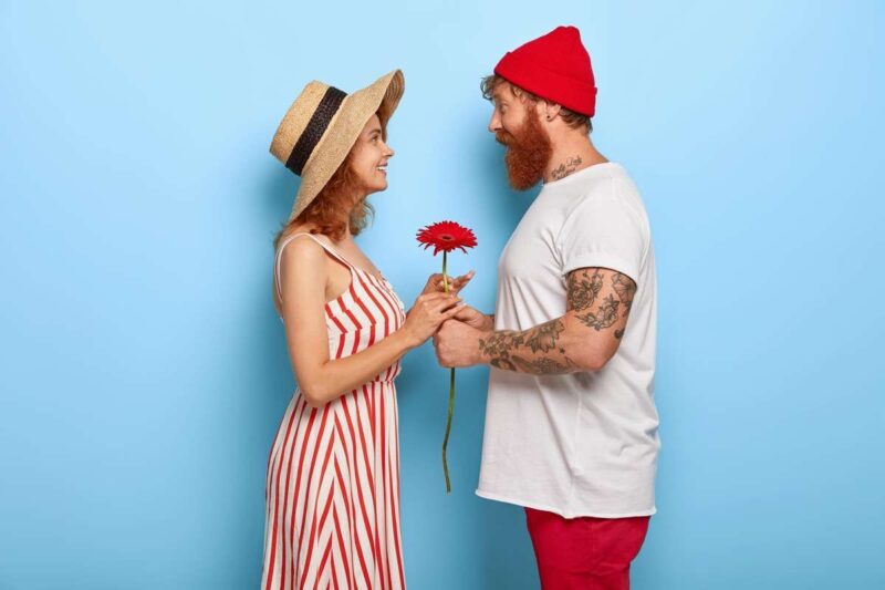 L’Alcol e l’attrazione: sfatato il mito degli occhiali da birra