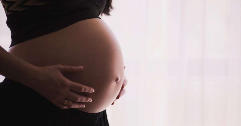 Parto extrauterino: un raro caso con esito positivo