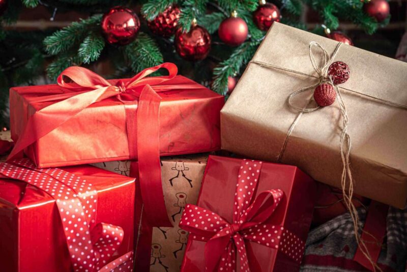 Perché a Natale ci scambiamo i regali? L’affascinante spiegazione antropologica