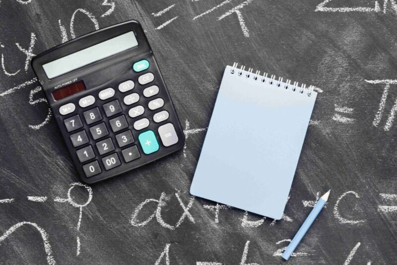 2+2=5? La soggettività della matematica e le sue radici filosofiche