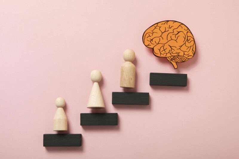 Allarme declino cognitivo? Le insidie nascoste nel linguaggio: scopri i sintomi da non sottovalutare