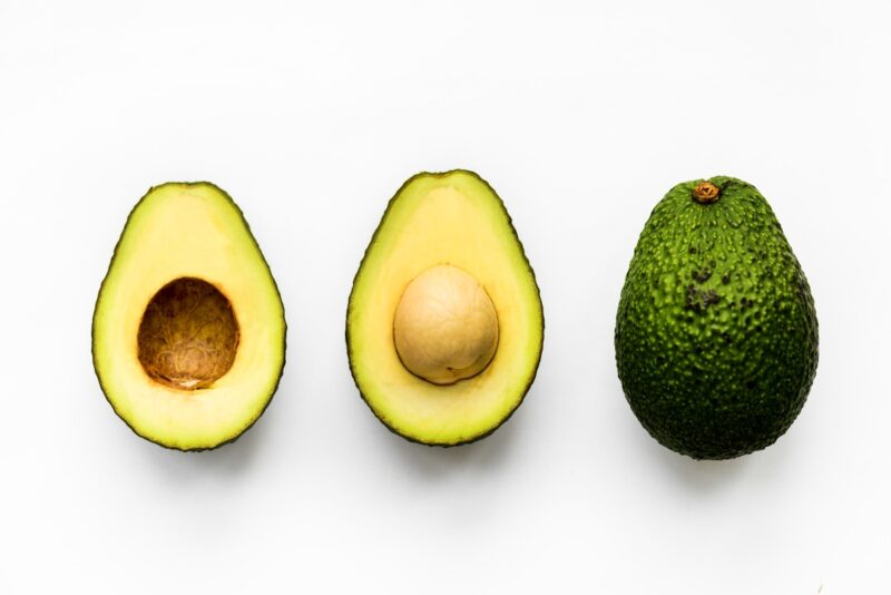 Mangiare avocado tutti i giorni: benefici e considerazioni