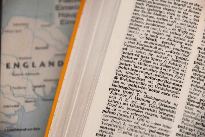 Linguaggi Trasparenti e Linguaggi Opachi: Qual è la Differenza?