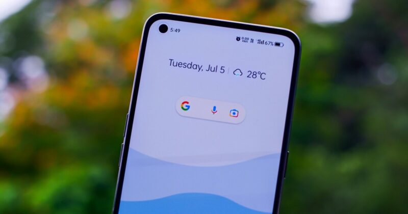 Smartphone: l’effetto della luce blu sulla pelle
