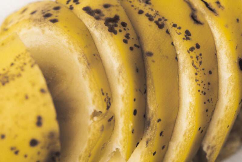 Rifiuti che diventano energia: il potenziale delle bucce di banana