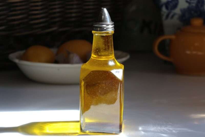 Olio di canola vs olio vegetale: quale scegliere per una cucina più sana?