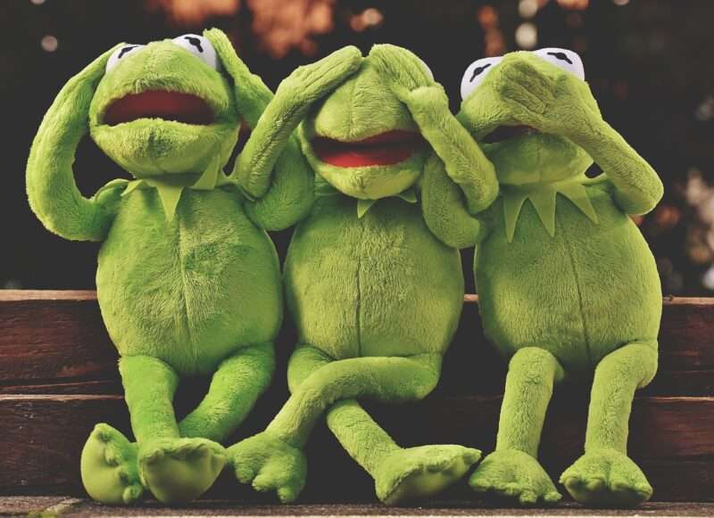 Quando Trattenere una Flatulenza è Peggio che Lasciarla Andare: Salute o Reputazione?