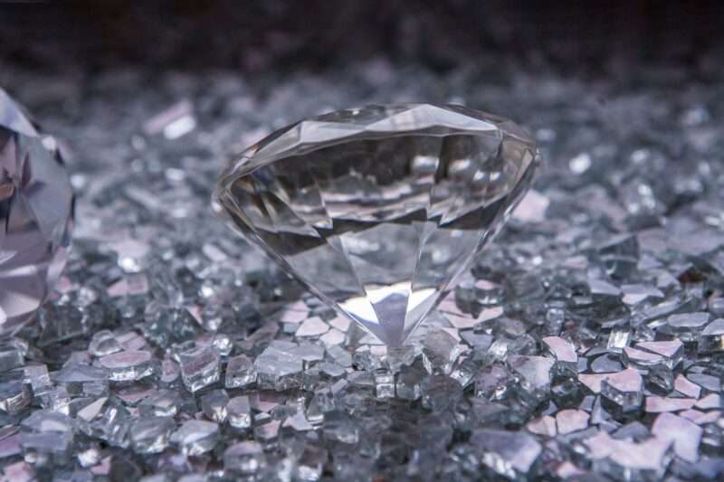 L’acqua può diventare un superacido capace di creare diamanti