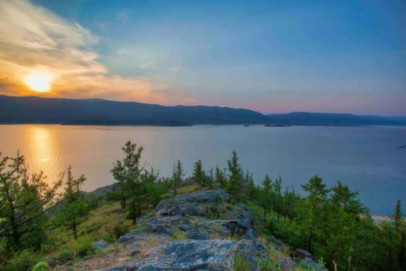 Quali misteri nasconde il lago più antico del mondo?