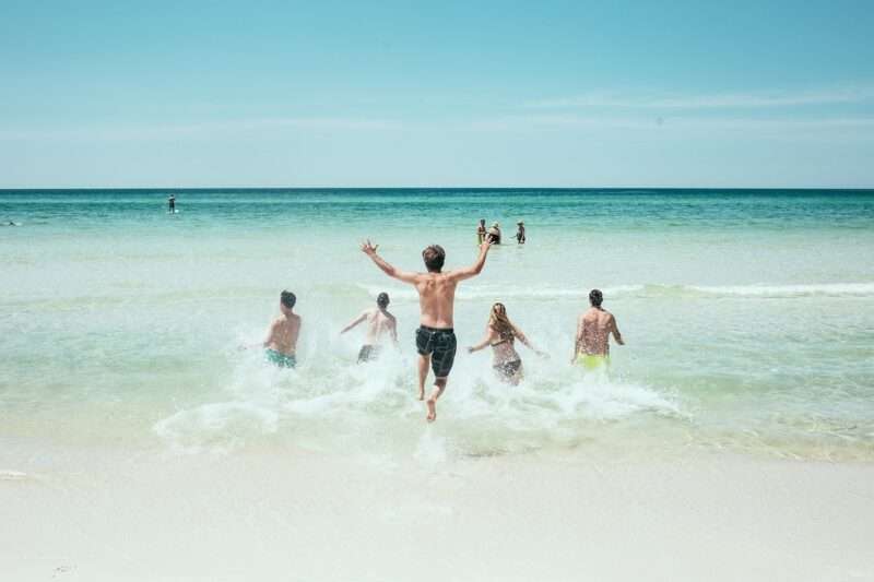 Perché torniamo stanchi dalle vacanze (e come evitarlo)