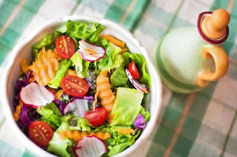 Dieta volumetrica: mangi di più, dimagrisci meglio (ma non è per tutti)