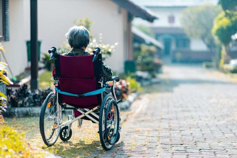 Lesione cerebrale traumatica: un incidente comune che aumenta il rischio di demenza