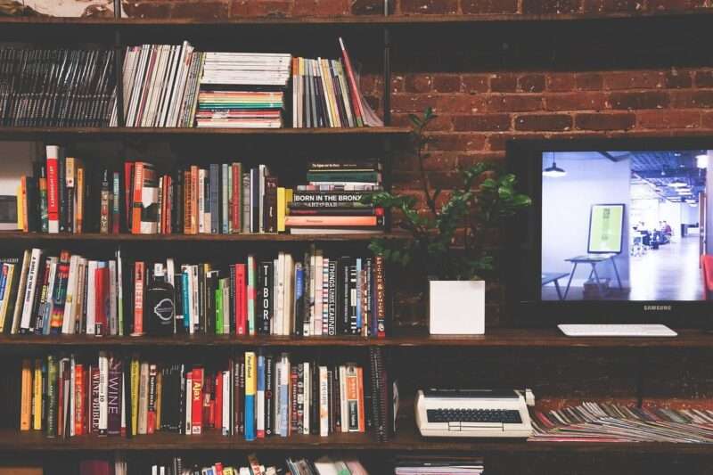Spegnere la TV nel modo sbagliato può rovinarla: ecco cosa non fare