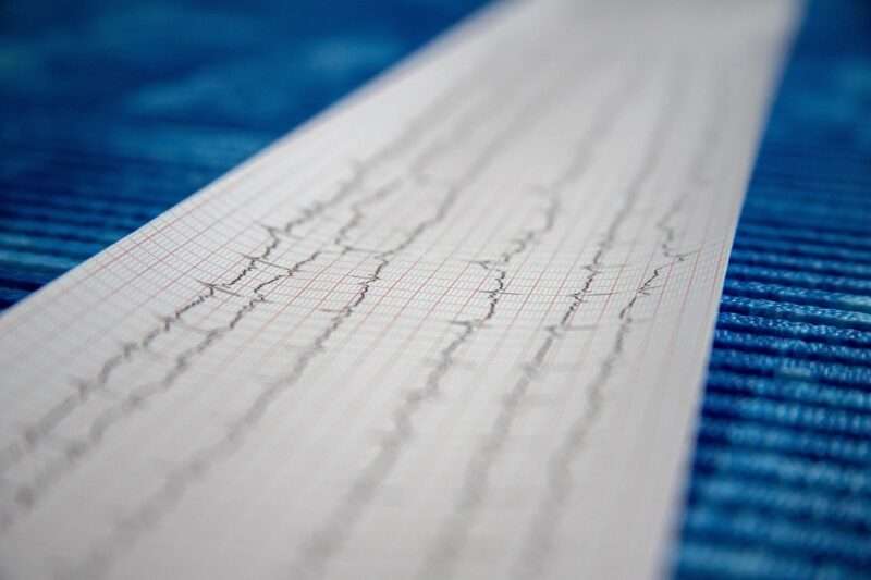 Attacchi di cuore: le differenze tra uomini e donne che la medicina non può più ignorare