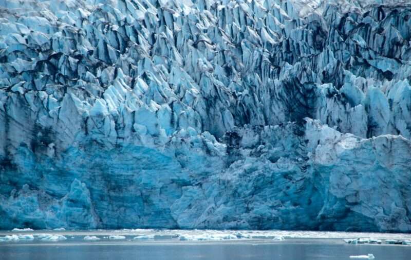 Perché le valanghe sono vitali per i ghiacciai: la nuova chiave per comprendere il futuro delle montagne