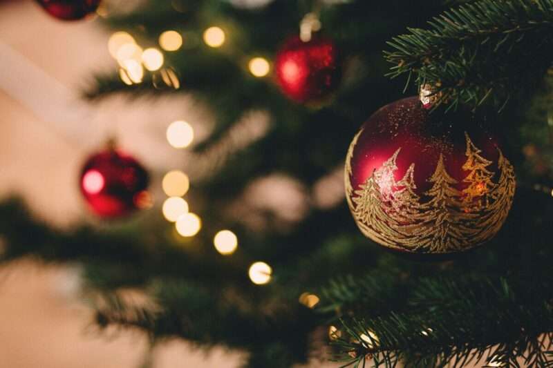 Il Natale tra luce e malinconia: cosa accade davvero dentro di noi