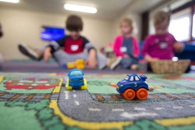 Asilo Nido: Una Palestra Naturale per il Microbiota dei Bambini
