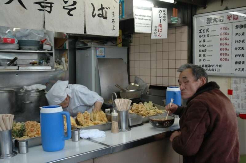 Restaurant of Mistaken Orders: Tokyo reinventa l’esperienza della demenza