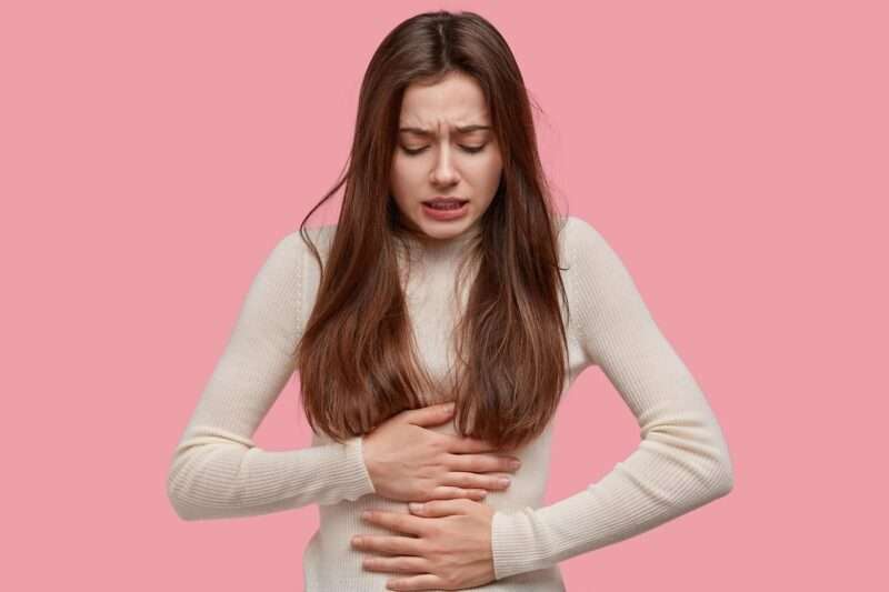 Perché il dolore dura più a lungo nelle donne: la nuova scoperta