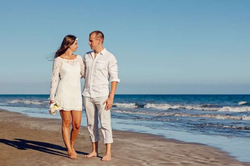 Matrimonio e Cancro: Perché Essere in Coppia Riduce il Rischio e Migliora la Cura