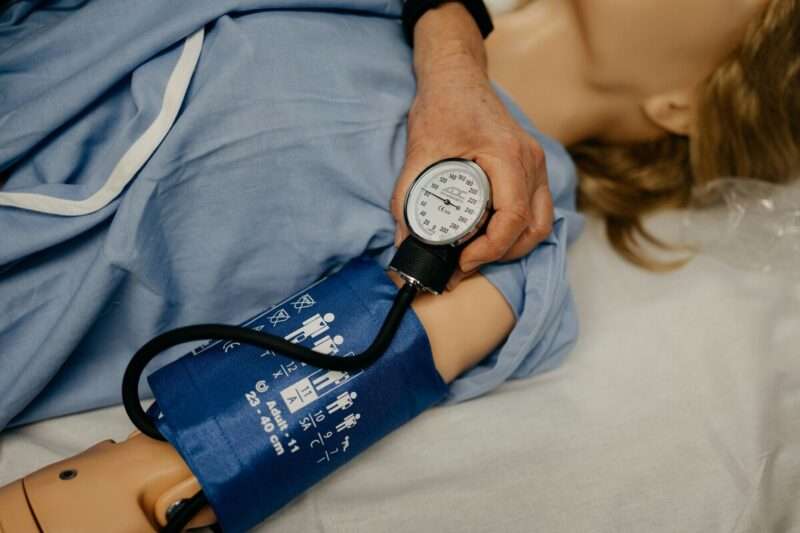 Preeclampsia: la nuova terapia di filtraggio del sangue per salvare mamme e neonati