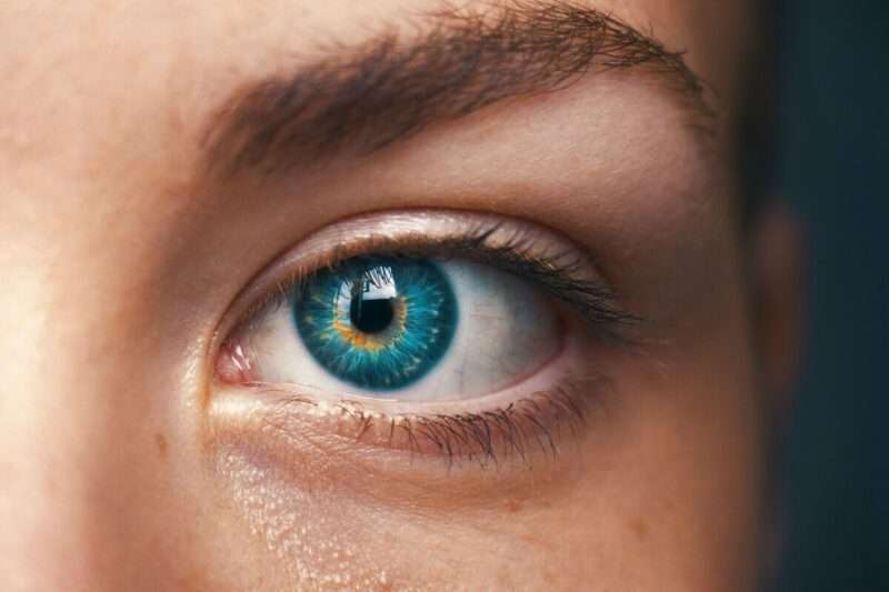 Depressione: le lenti a contatto hi-tech efficaci quanto il Prozac?