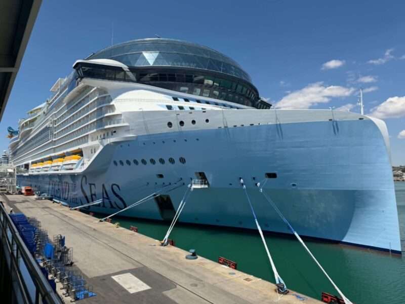 Legend of the Seas a Civitavecchia: curiosità e record della nuova nave Royal Caribbean