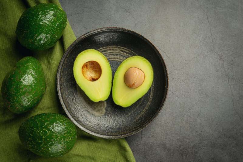 Avocado e cuore, un nuovo studio rivela un possibile beneficio per la salute cardiovascolare