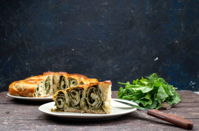 Pane con spinaci, lo studio scopre un effetto inatteso sulla risposta dell’insulina dopo il pasto