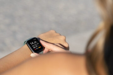 Smartwatch e sonno, scoperto un problema: potrebbero non capire quanto bene dormiamo davvero