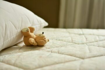 Sonno, davvero servono 8 ore? Cosa dice la scienza