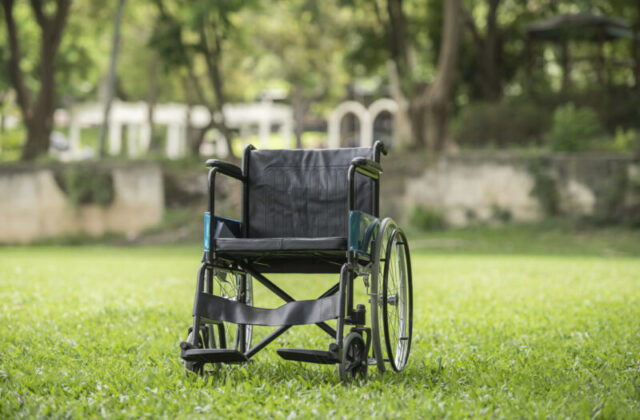 Sclerosi multipla, un segnale virale compare nel sangue fino a 3 mesi prima di una ricaduta