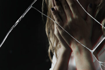 Guarire dopo la violenza domestica: un nuovo studio rivela cosa può aiutare davvero