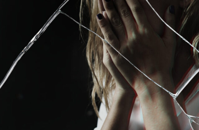 Guarire dopo la violenza domestica: un nuovo studio rivela cosa può aiutare davvero